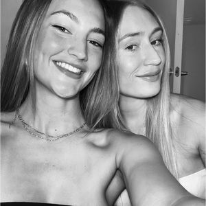 Meet your Posher, Joy